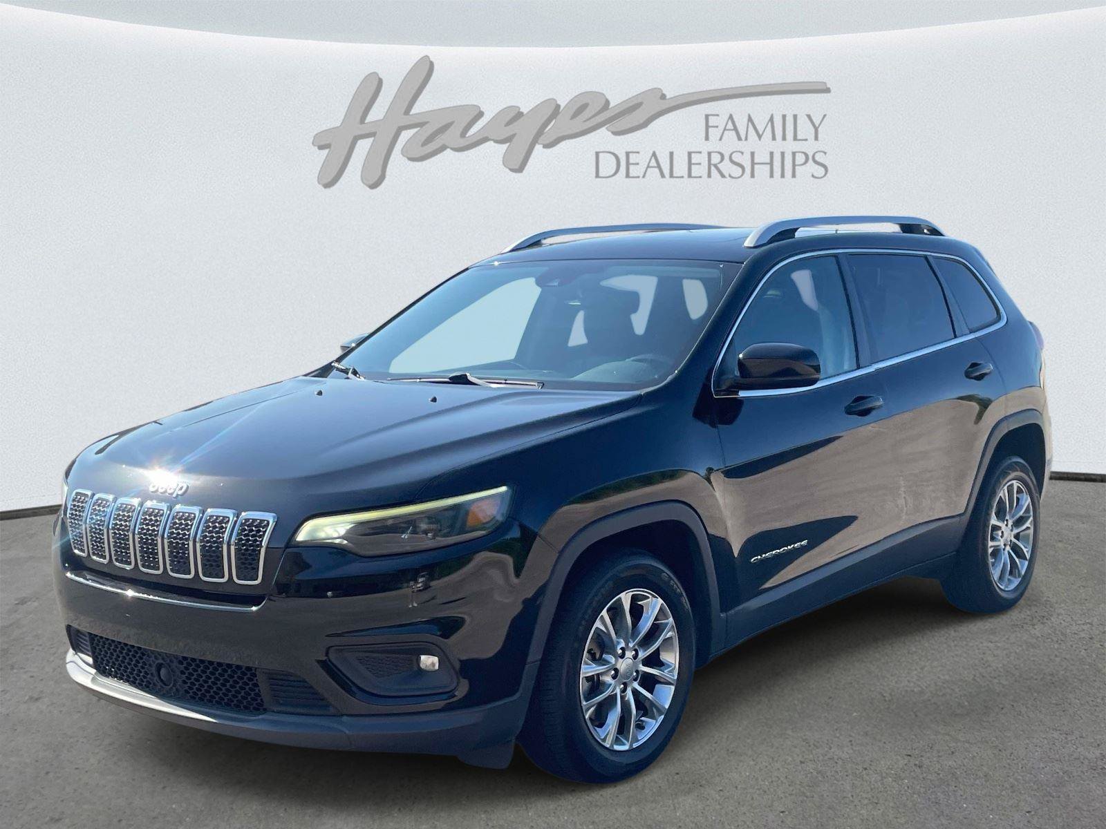 Used 2021 Jeep Cherokee Latitude Plus w/ Sun & Sound Group FWD image 7