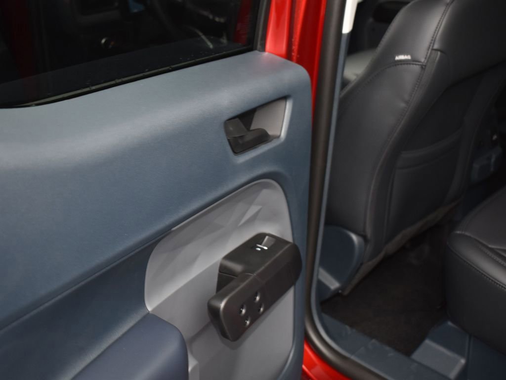 New 2025 Ford Maverick Lariat w/ Black Appearance Package image 12