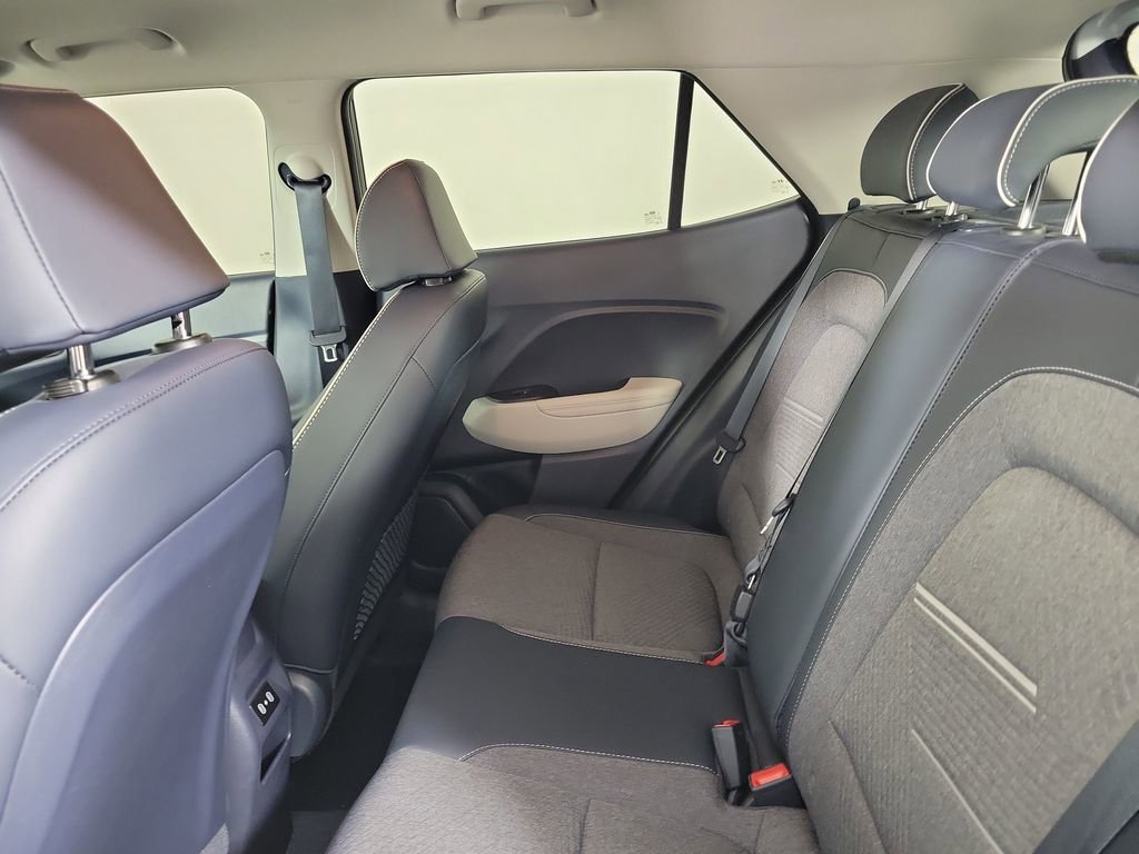 Used 2024 Hyundai Venue Limited FWD image 26