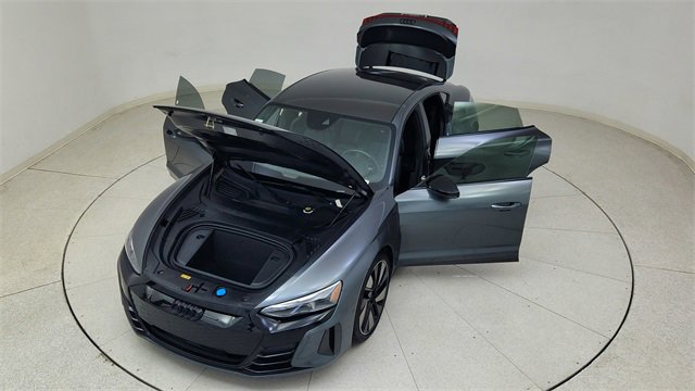 Used 2022 Audi RS e-tron GT w/ Carbon Performance Package image 85
