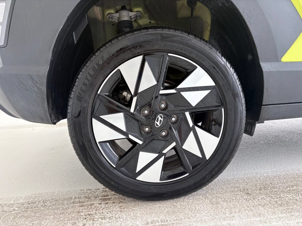 Used 2024 Hyundai Kona SEL AWD/4WD image 20