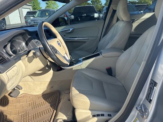 Used 2015 Volvo S60 T5 Premier image 9