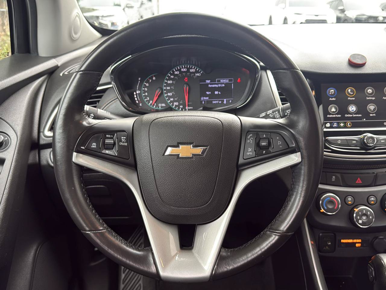 Used 2019 Chevrolet Trax LT w/ LT Convenience Package AWD/4WD image 20