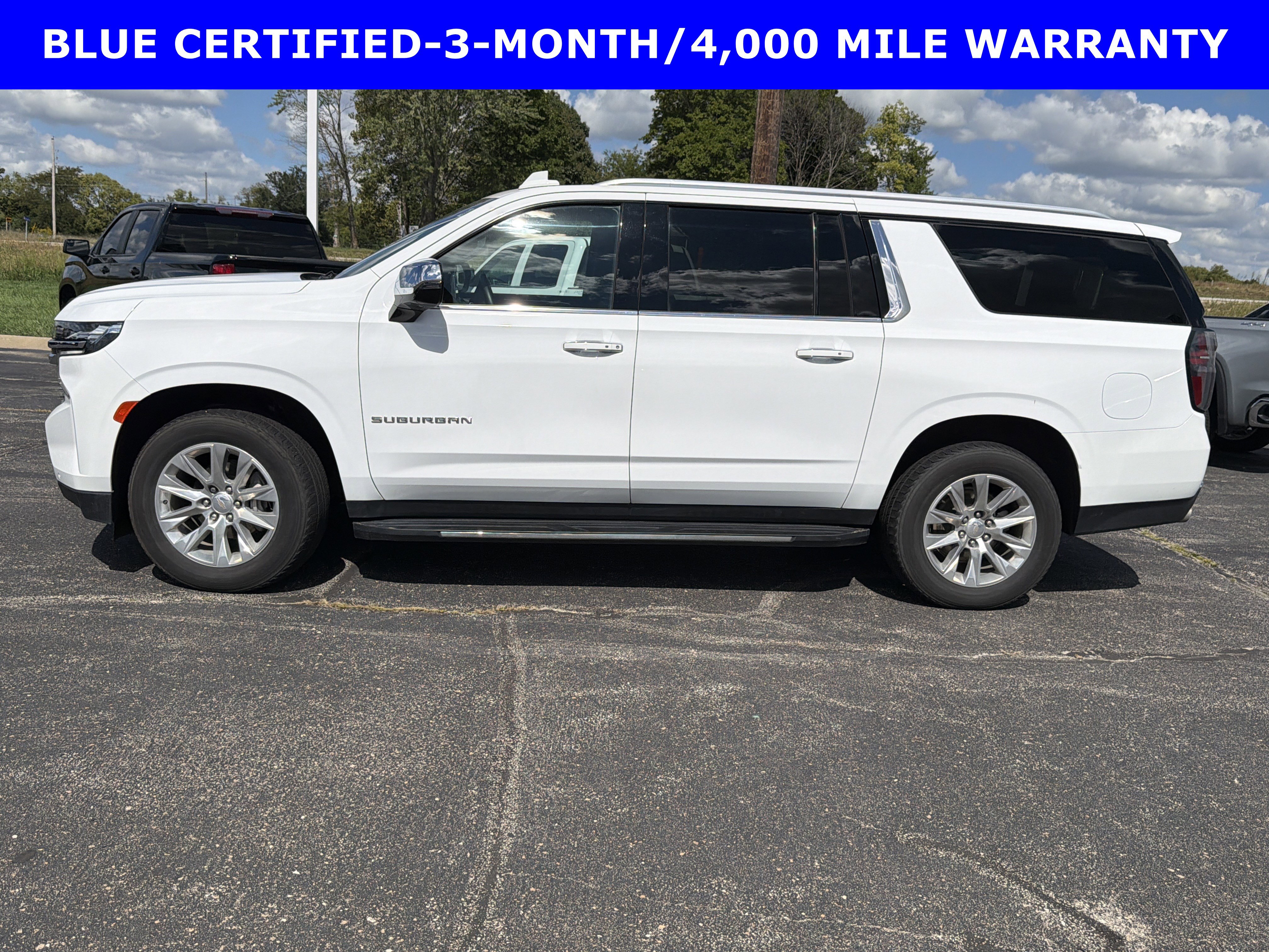 Used 2024 Chevrolet Suburban Premier image 2