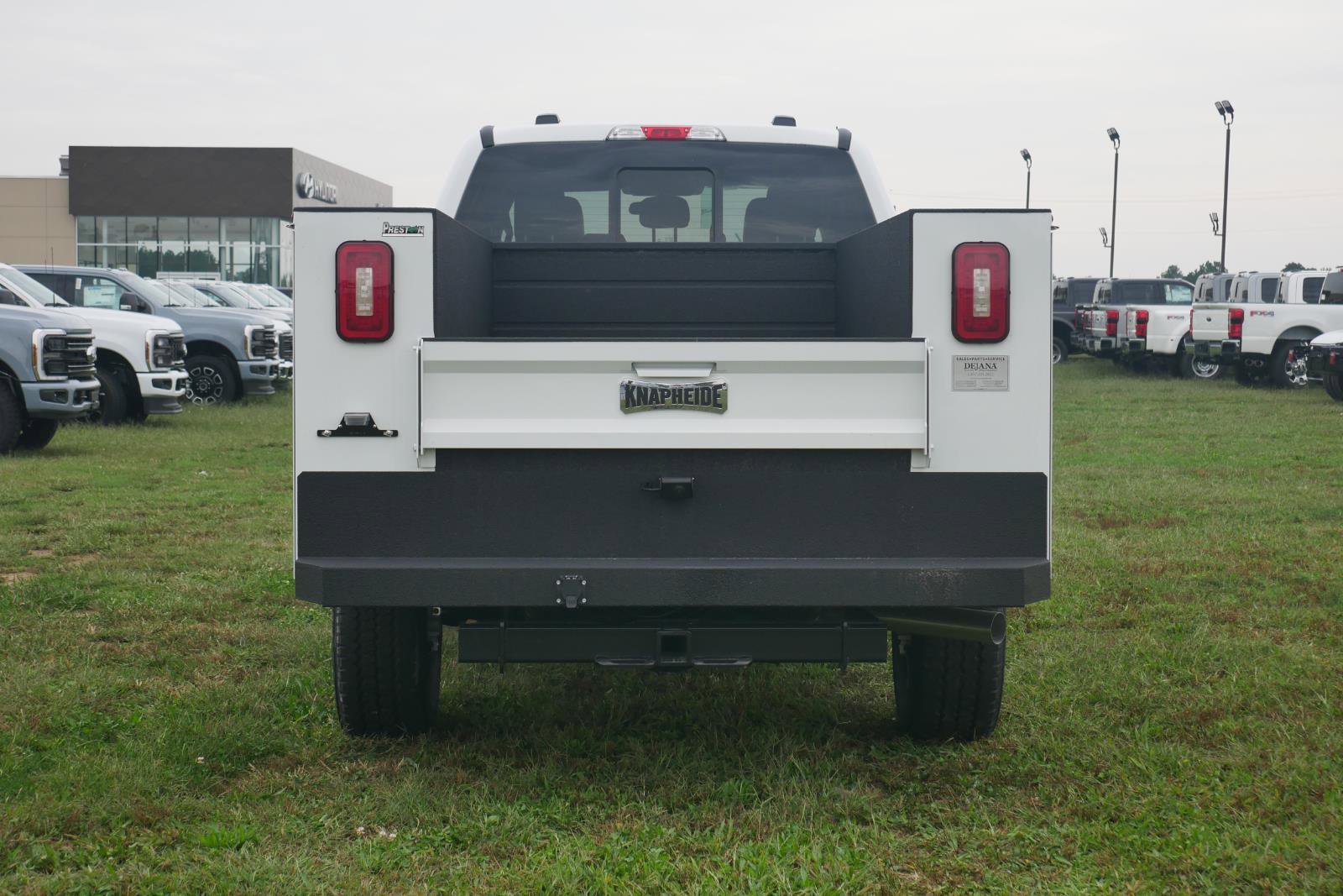 New 2025 Ford F350 XL w/ XL Chrome Package image 8