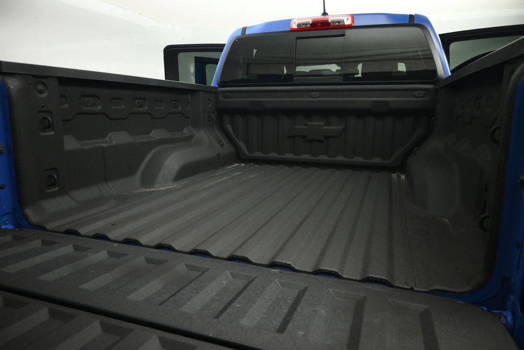 Used 2026 Chevrolet Colorado ZR2 w/ Technology Package AWD/4WD image 59