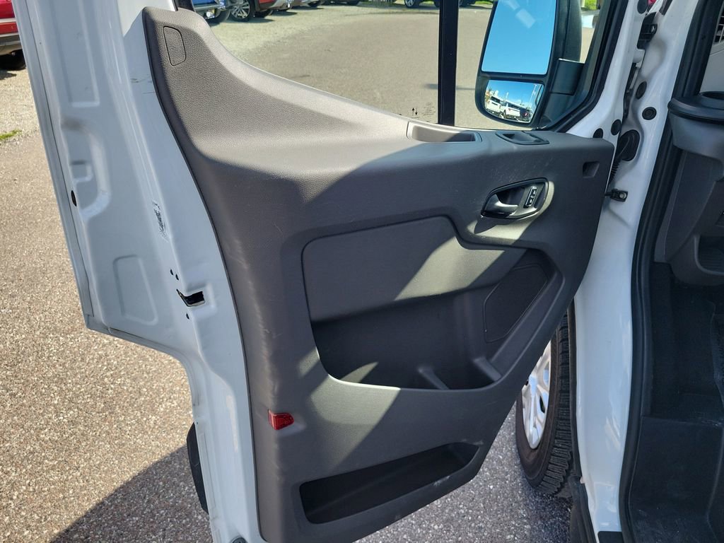 Used 2023 Ford Transit 350 XLT RWD image 20