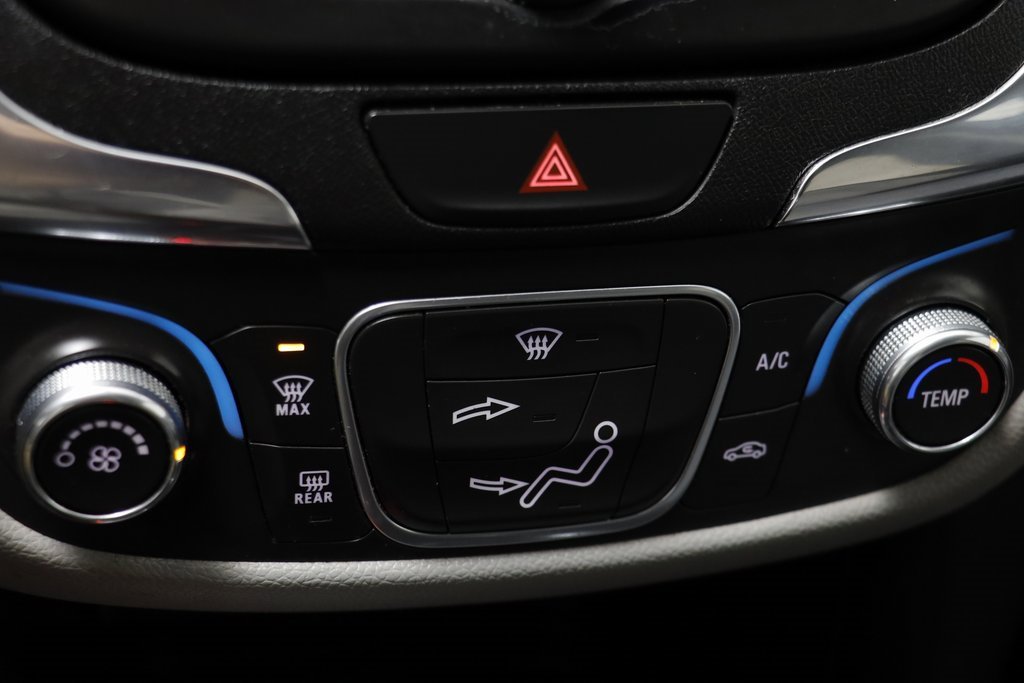 Used 2019 Chevrolet Equinox LS w/ LS Convenience Package image 10