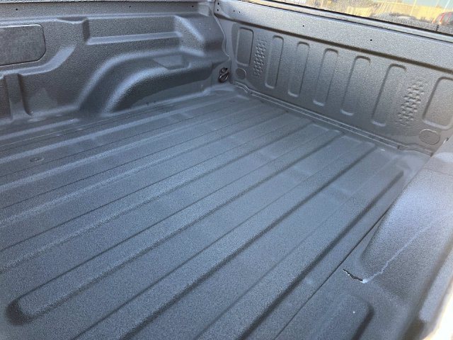 Used 2025 Jeep Gladiator Mojave AWD/4WD image 4