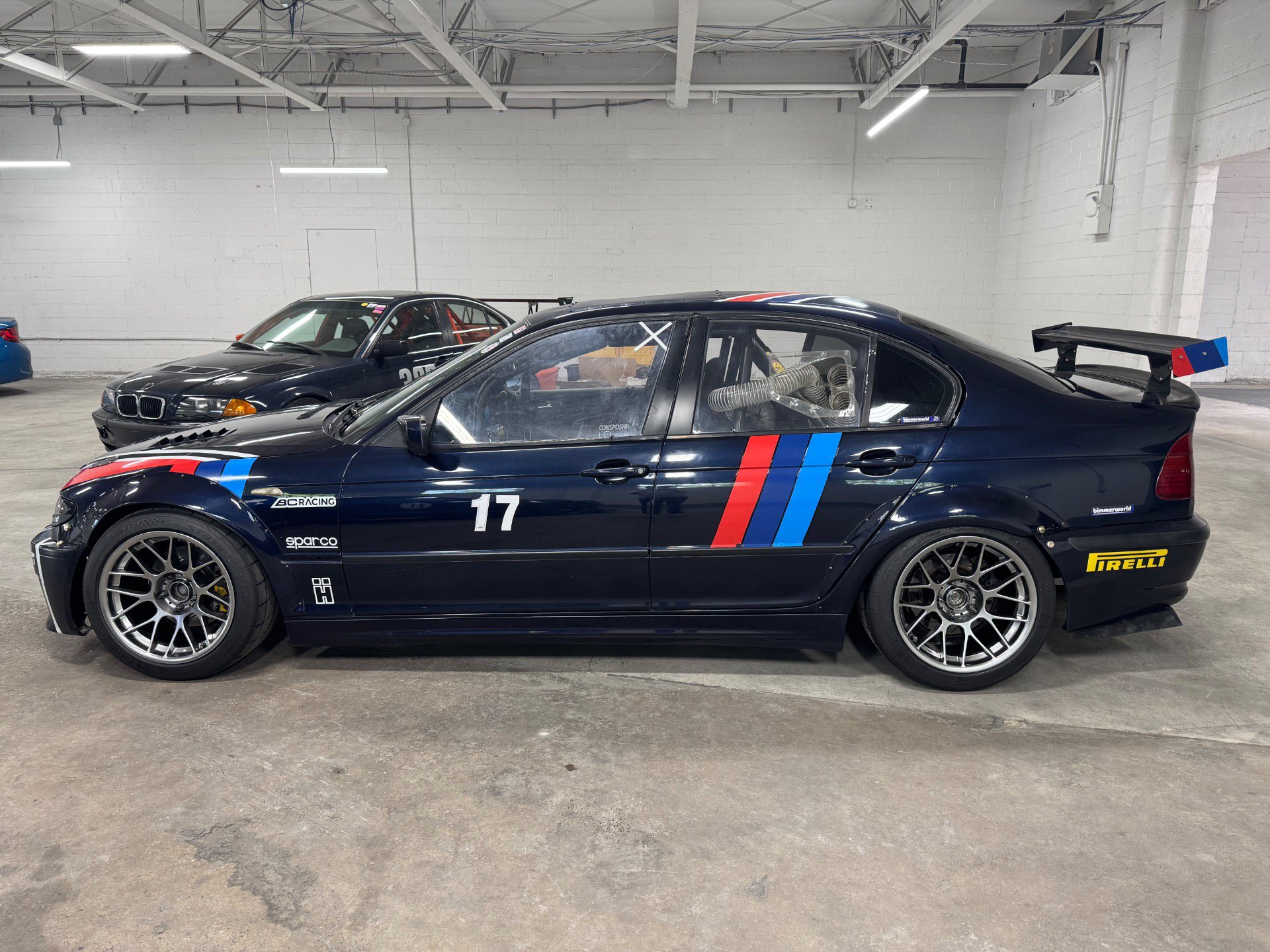 Used 2003 BMW 325i Sedan RWD image 3