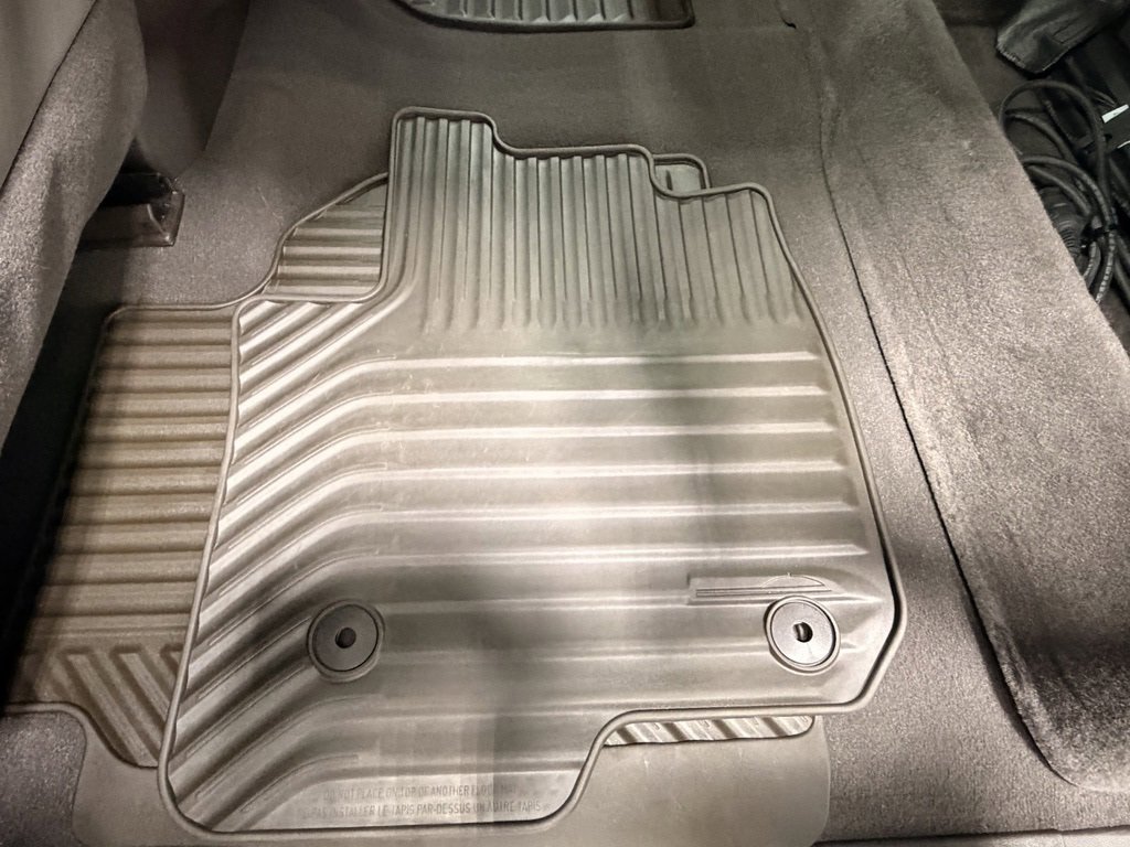 Used 2023 Chevrolet Silverado 1500 LTZ w/ LTZ Convenience Package II image 28