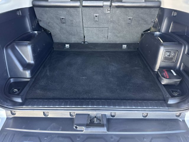 Used 2021 Toyota 4Runner SR5 Premium w/ Moonroof Package AWD/4WD image 31