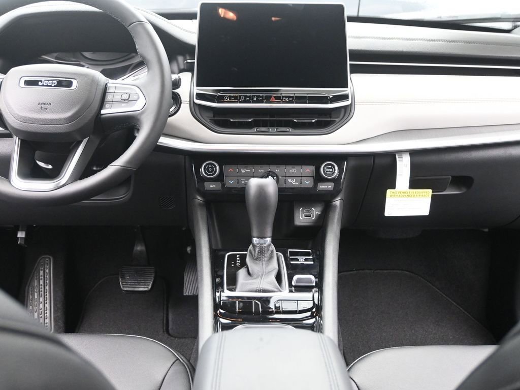 New 2026 Jeep Compass Limited image 17