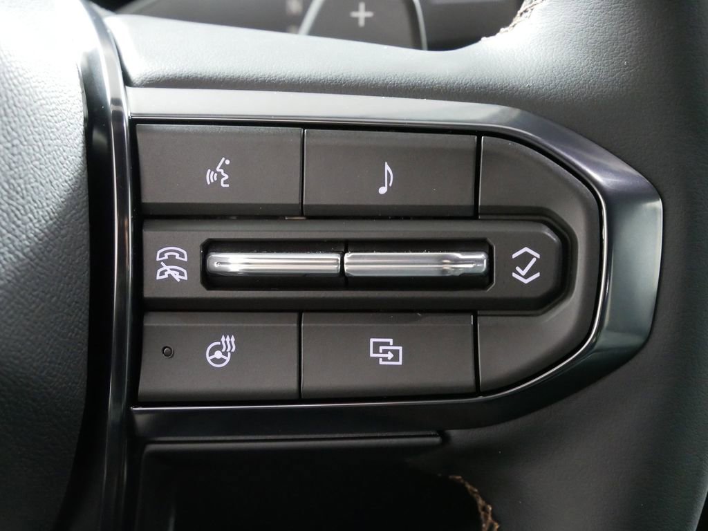 New 2026 GMC Terrain AT4 w/ Convenience Package III image 24