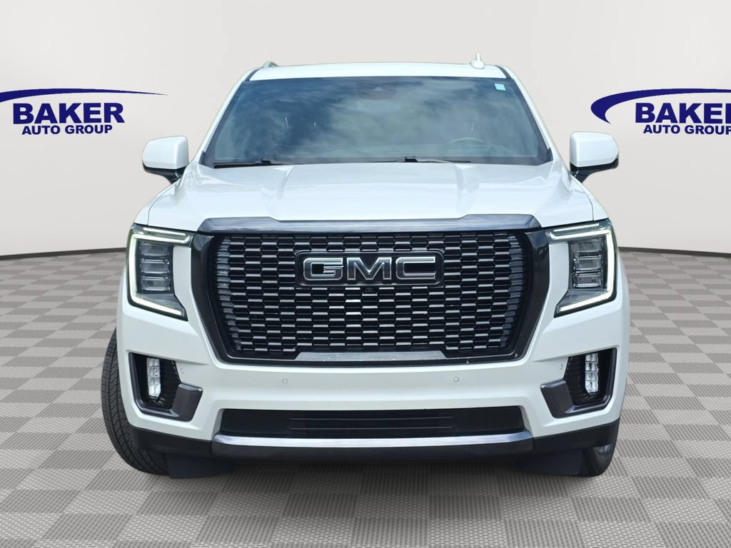 Used 2023 GMC Yukon XL Denali Ultimate AWD/4WD image 2