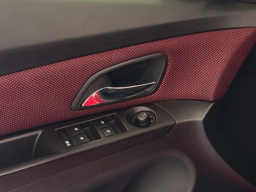 Used 2014 Chevrolet Cruze LT FWD image 13