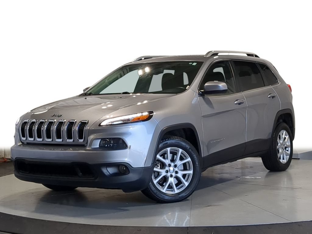 Used 2014 Jeep Cherokee Latitude w/ Comfort/Convenience Group