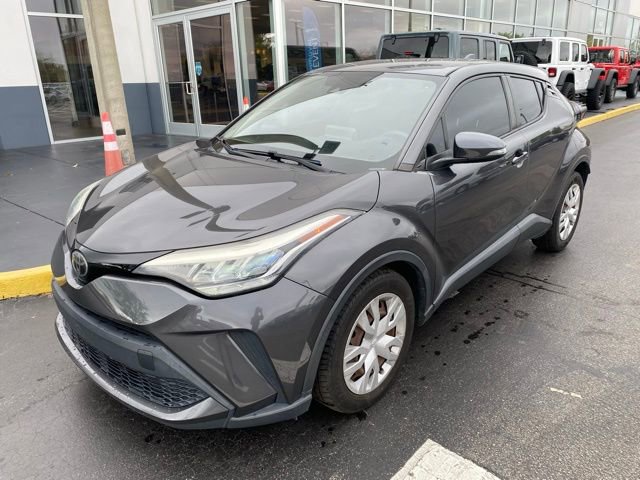 Used 2021 Toyota C-HR LE image 4