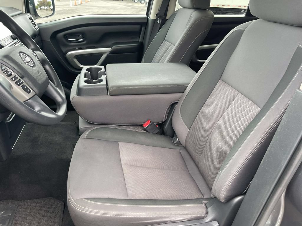 Used 2023 Nissan Titan SV RWD image 36