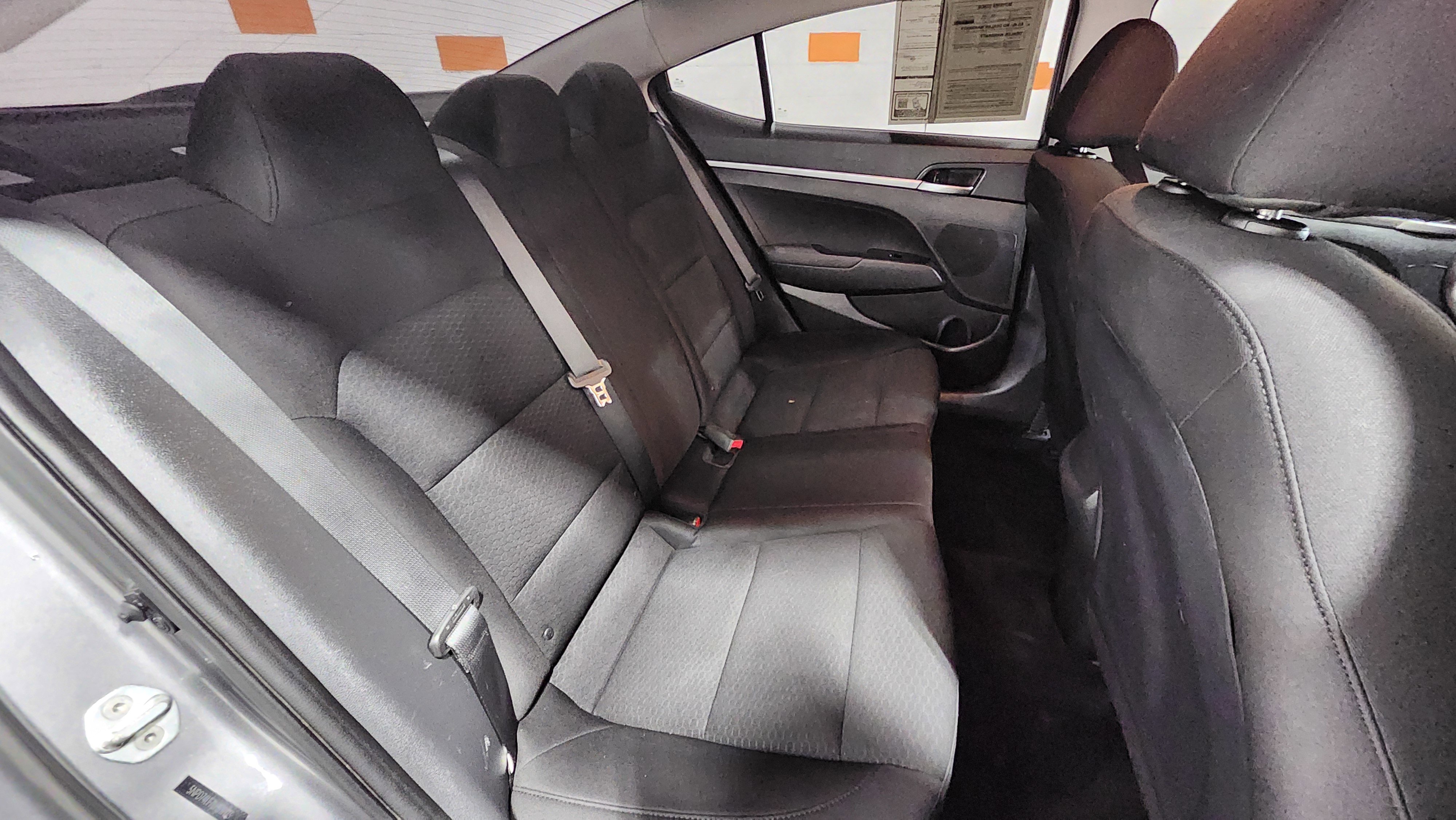 Used 2020 Hyundai Elantra SE w/ Cargo Package (C1) image 18