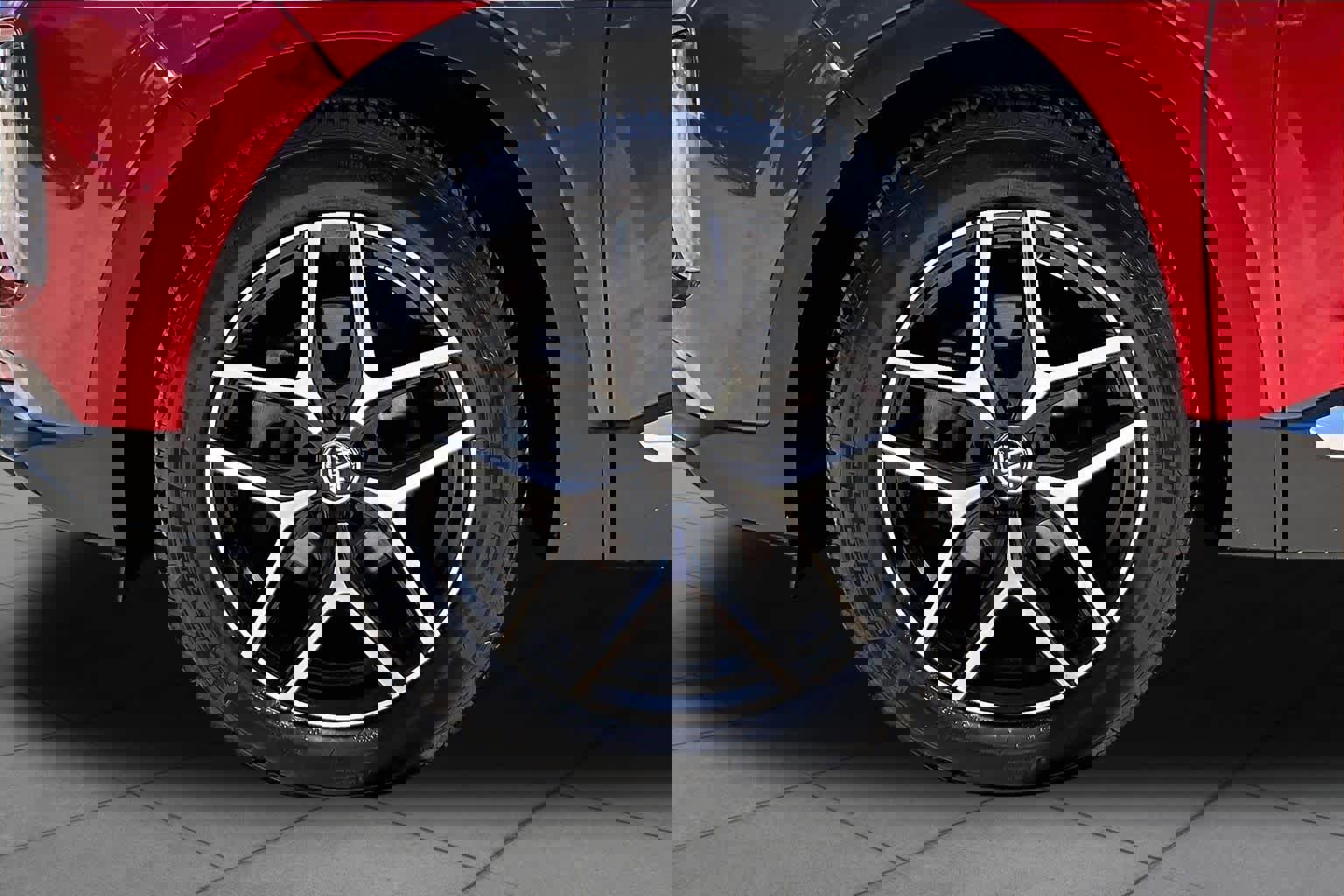 Used 2019 Hyundai Santa Fe FWD image 11