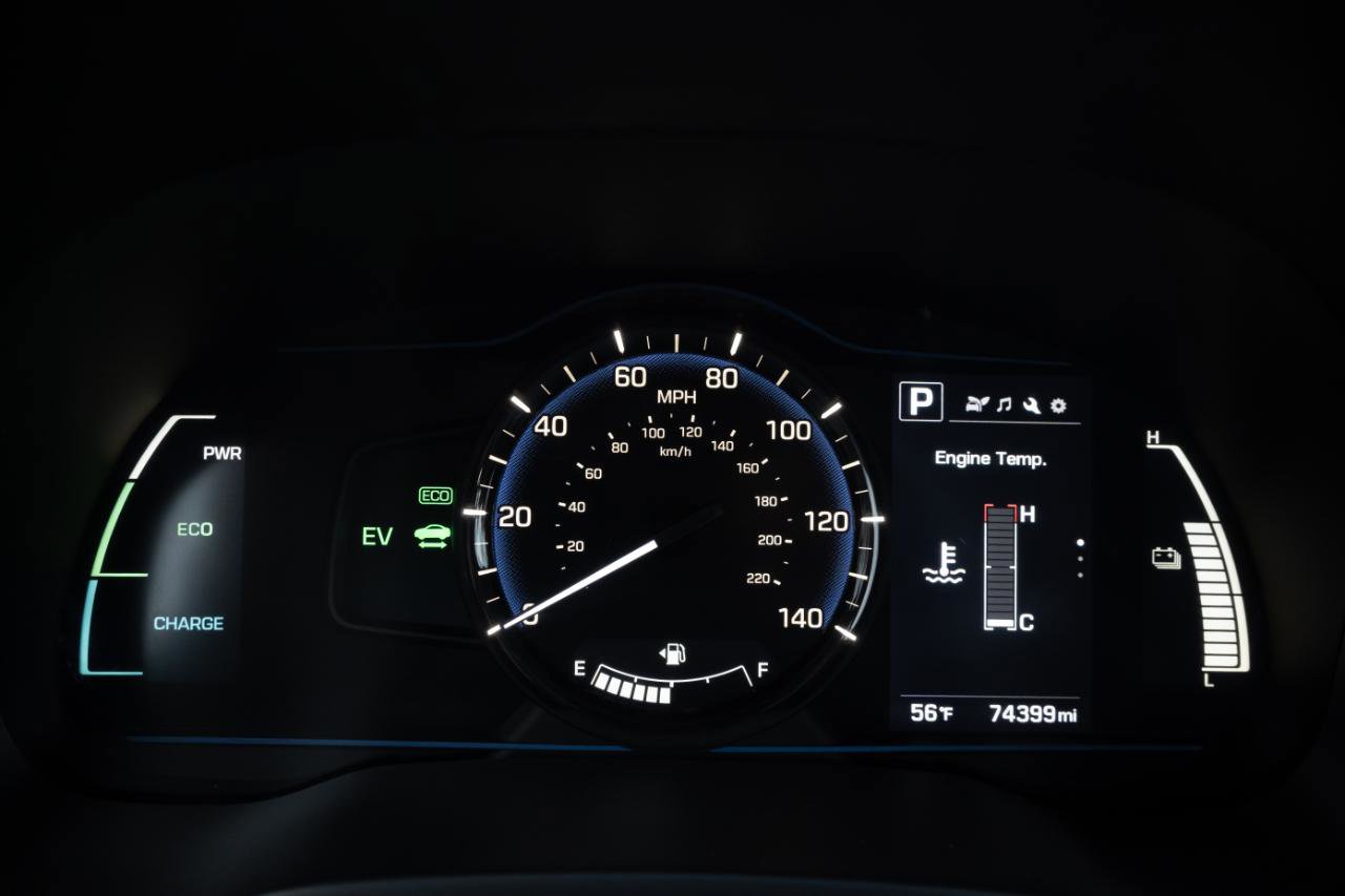 Used 2019 Hyundai Ioniq Blue image 3