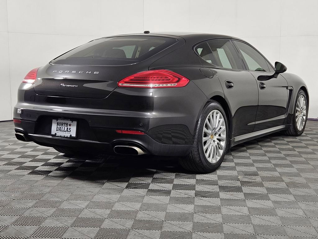 Used 2016 Porsche Panamera 4 AWD/4WD image 5