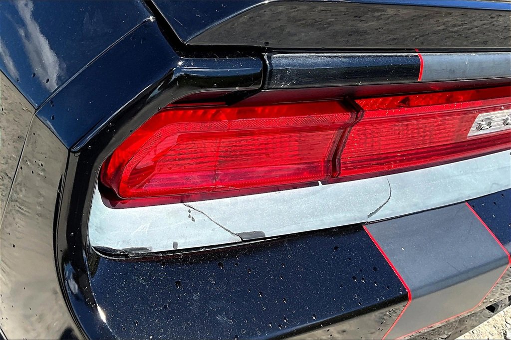 Used 2014 Dodge Challenger R/T w/ Blacktop Package image 28