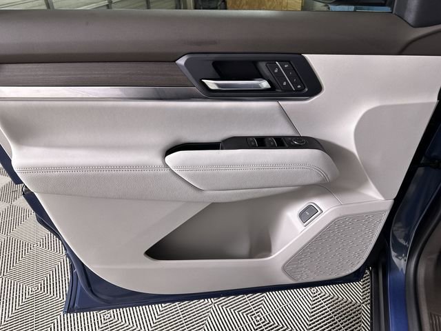 New 2026 GMC Terrain Denali w/ LPO, Floor Liner Package image 42