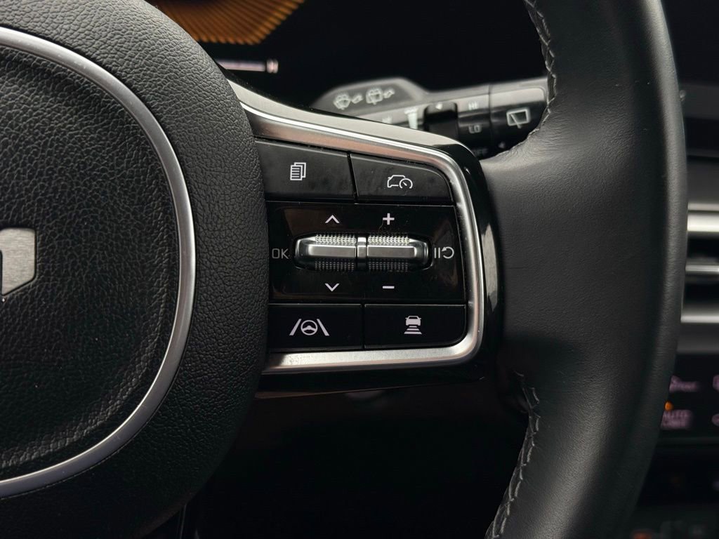 Certified 2024 Kia Sorento S image 31