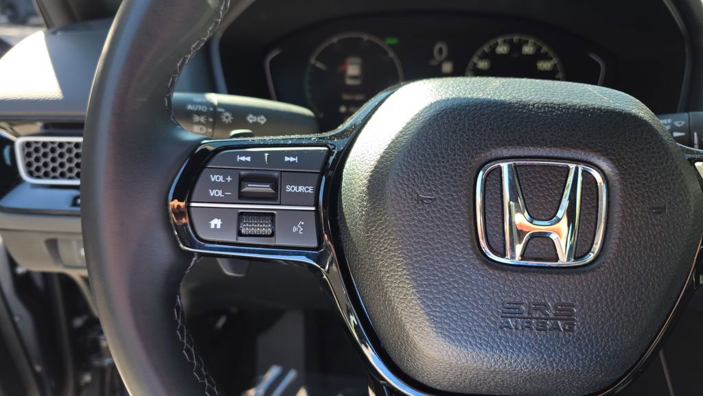 Used 2025 Honda Civic Sport image 19