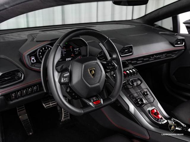 Used 2019 Lamborghini Huracan LP 580-2 RWD image 27