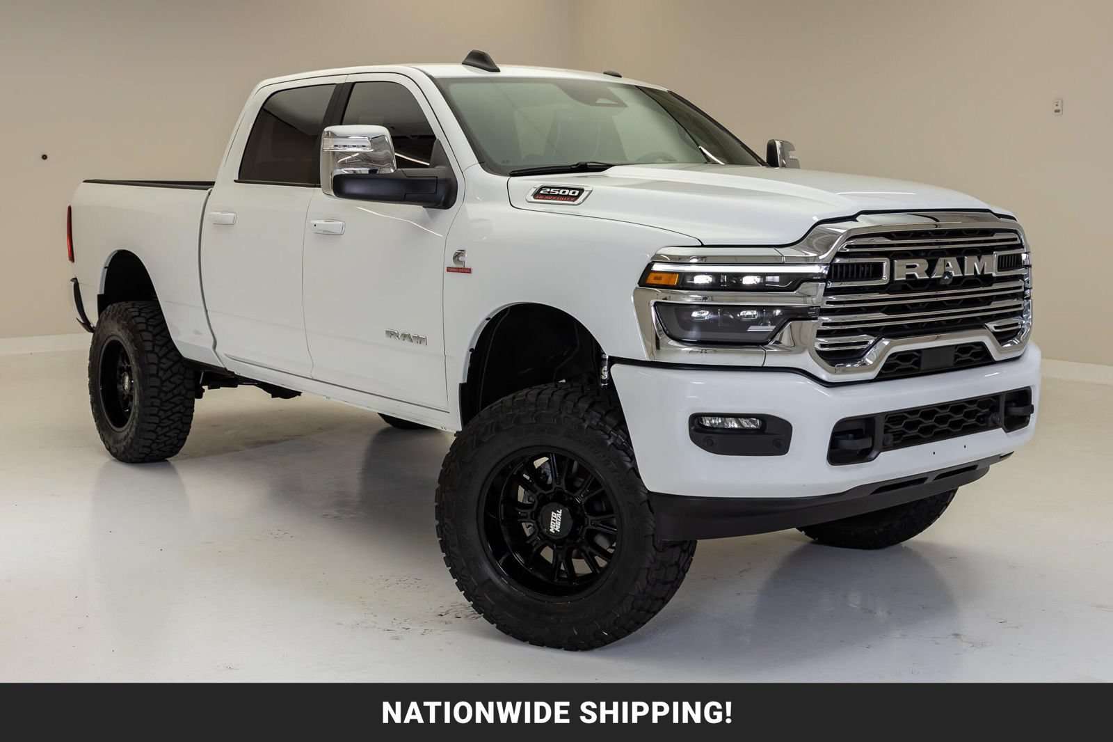 Used 2026 RAM 2500 Laramie AWD/4WD image 1