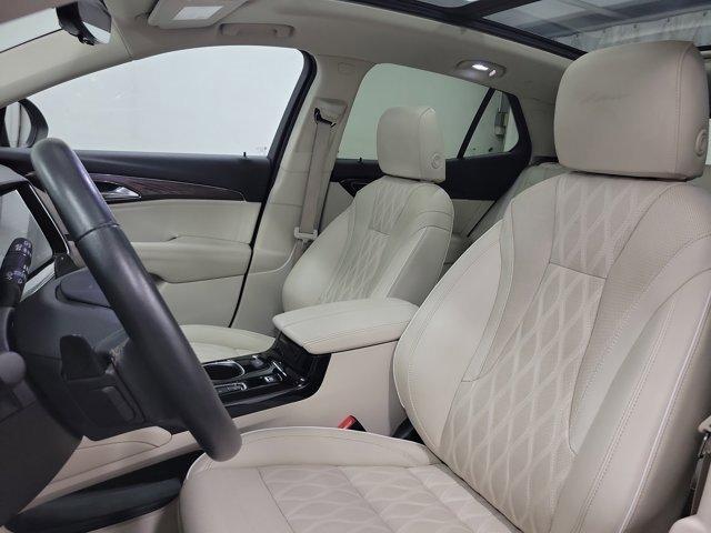 Used 2022 Buick Envision Avenir w/ Technology Package II image 23