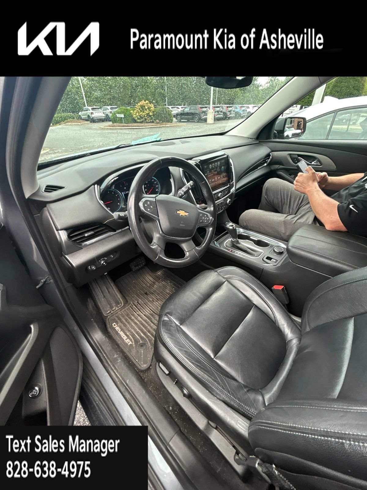 Used 2018 Chevrolet Traverse LT AWD/4WD image 2