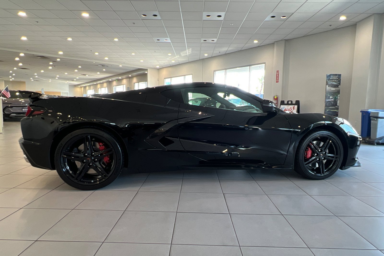 New 2025 Chevrolet Corvette Stingray Preferred Cpe w/ Z51 Performance Package image 3