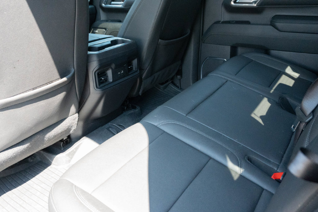 Used 2023 Chevrolet Silverado 1500 LT Trail Boss w/ LT Trail Boss Premium Package AWD/4WD image 27