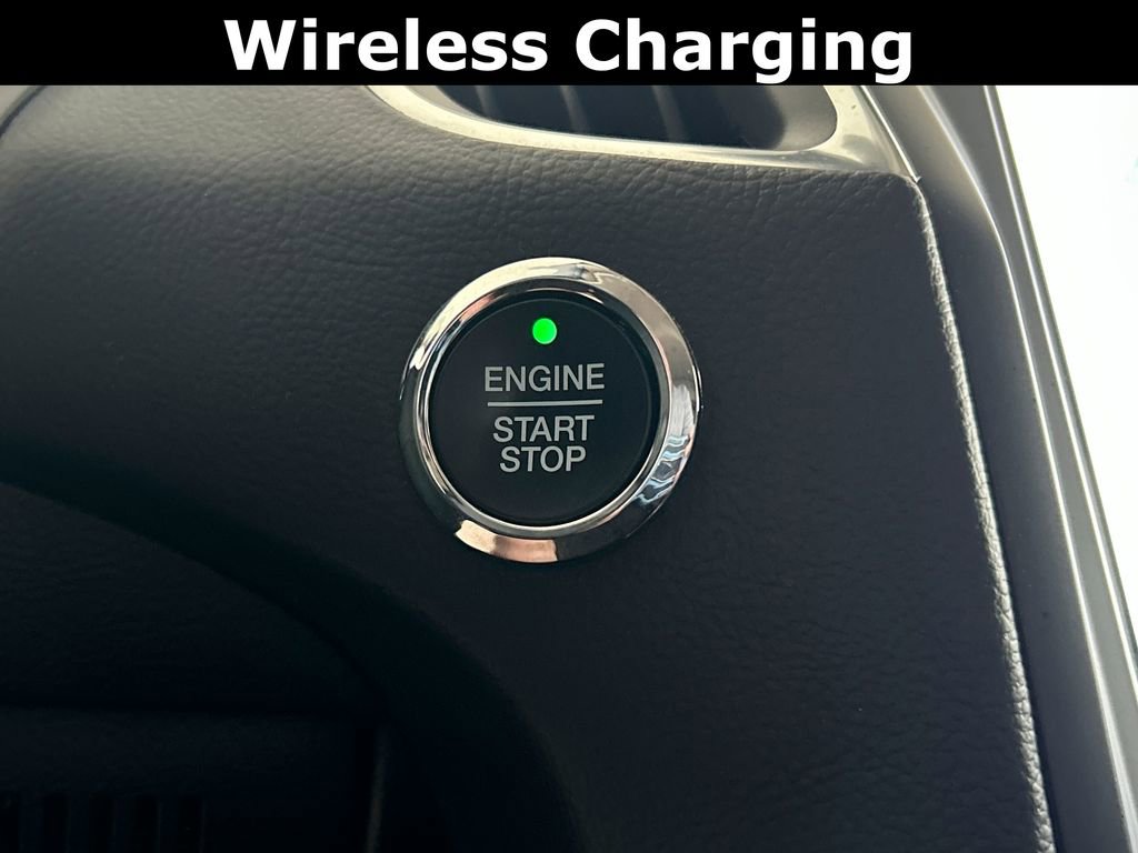 Used 2024 Ford Edge Titanium image 32