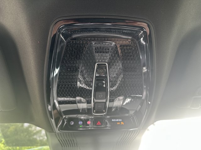 New 2026 Cadillac Vistiq Sport w/ LPO, Floor Liner Package image 22