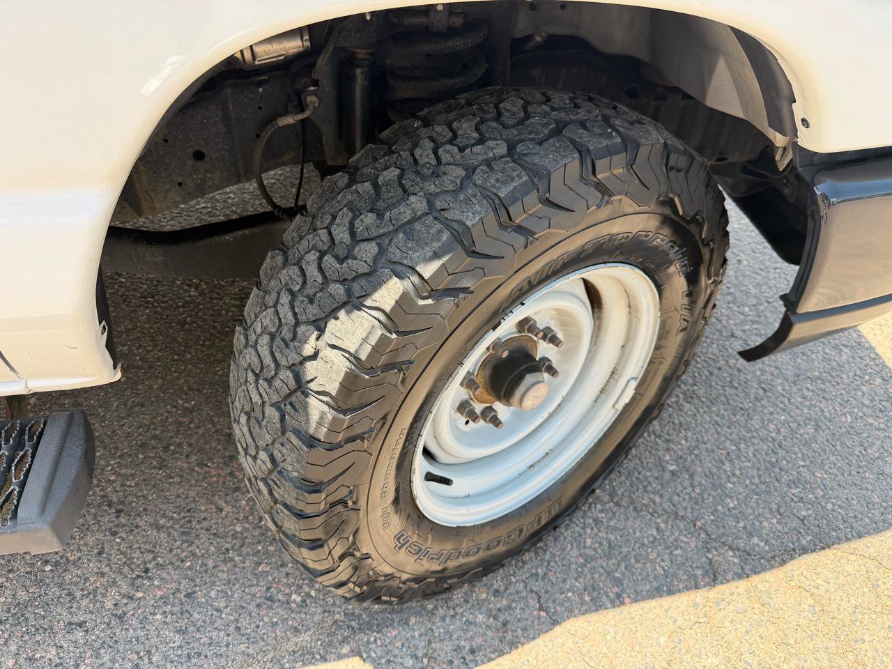 Used 2017 Ford E-350 and Econoline 350 Super Duty RWD image 31