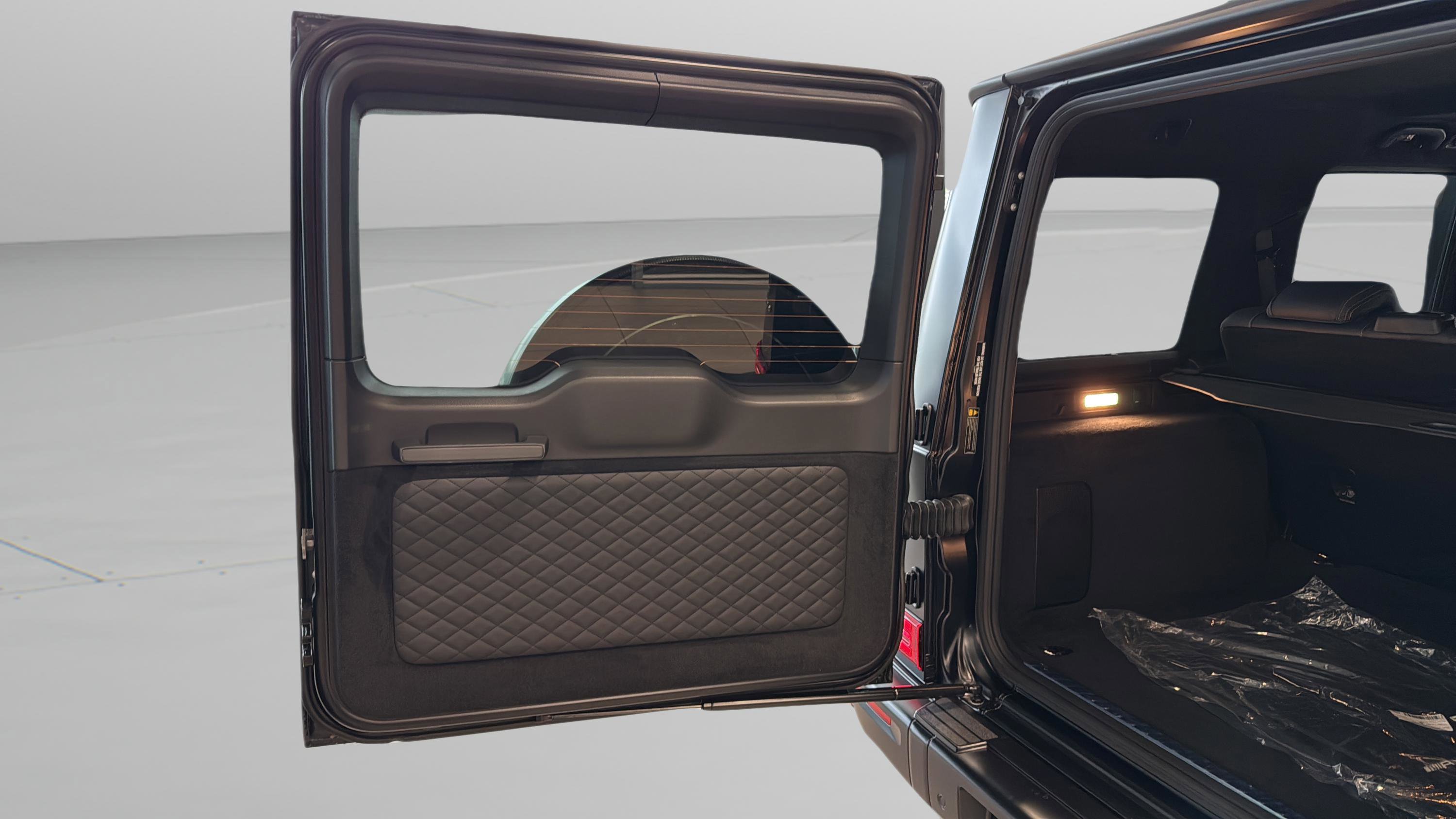 New 2026 Mercedes-Benz G 63 AMG 4MATIC image 33