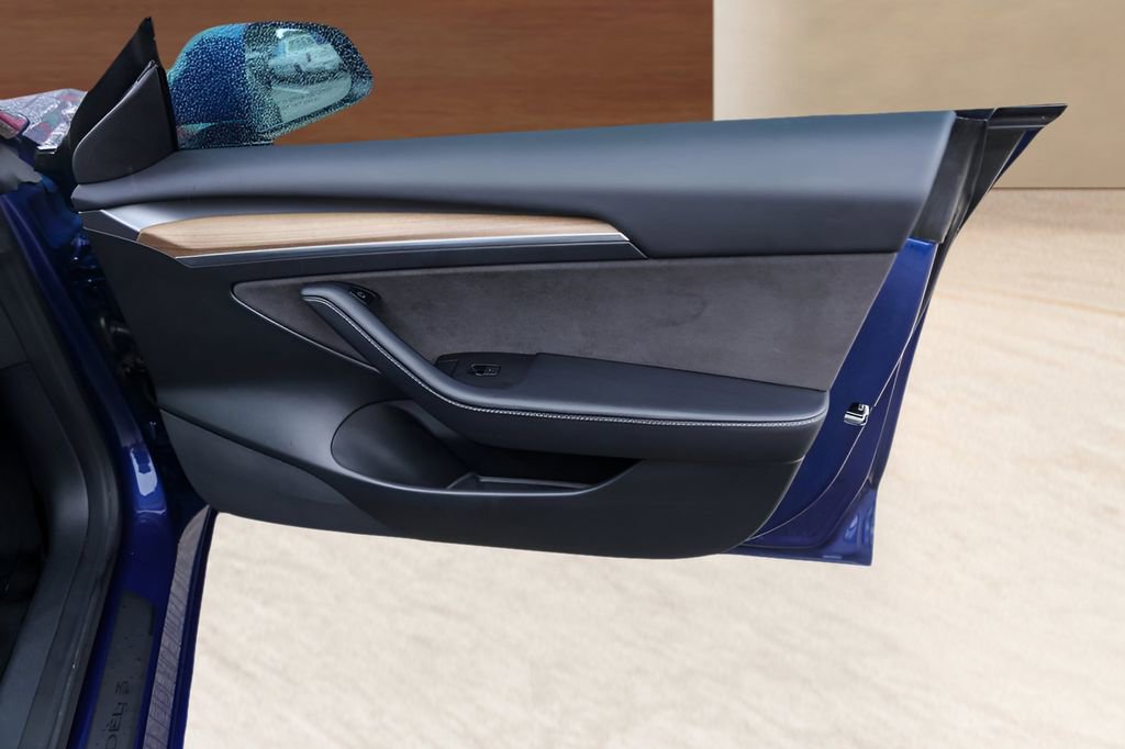 Used 2022 Tesla Model 3 Long Range image 25