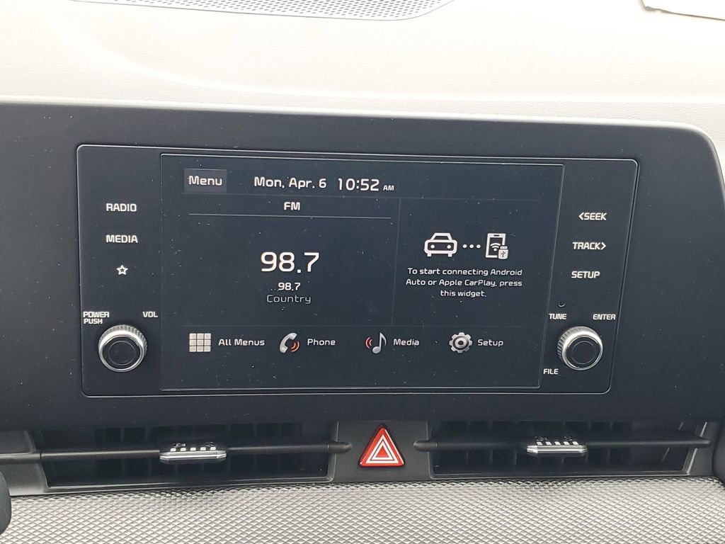 Used 2024 Kia Sportage LX image 16