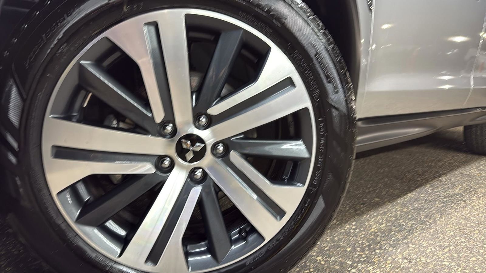 Used 2025 Mitsubishi Outlander Sport AWD image 9