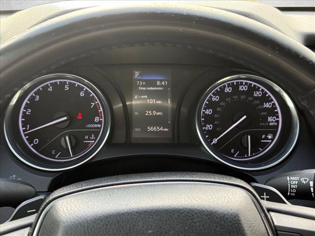 Used 2020 Toyota Camry SE w/ Carpet Mat Package FWD image 11