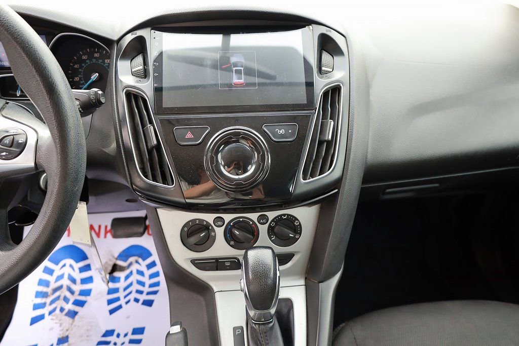 Used 2014 Ford Focus SE w/ SE Winter Package image 15