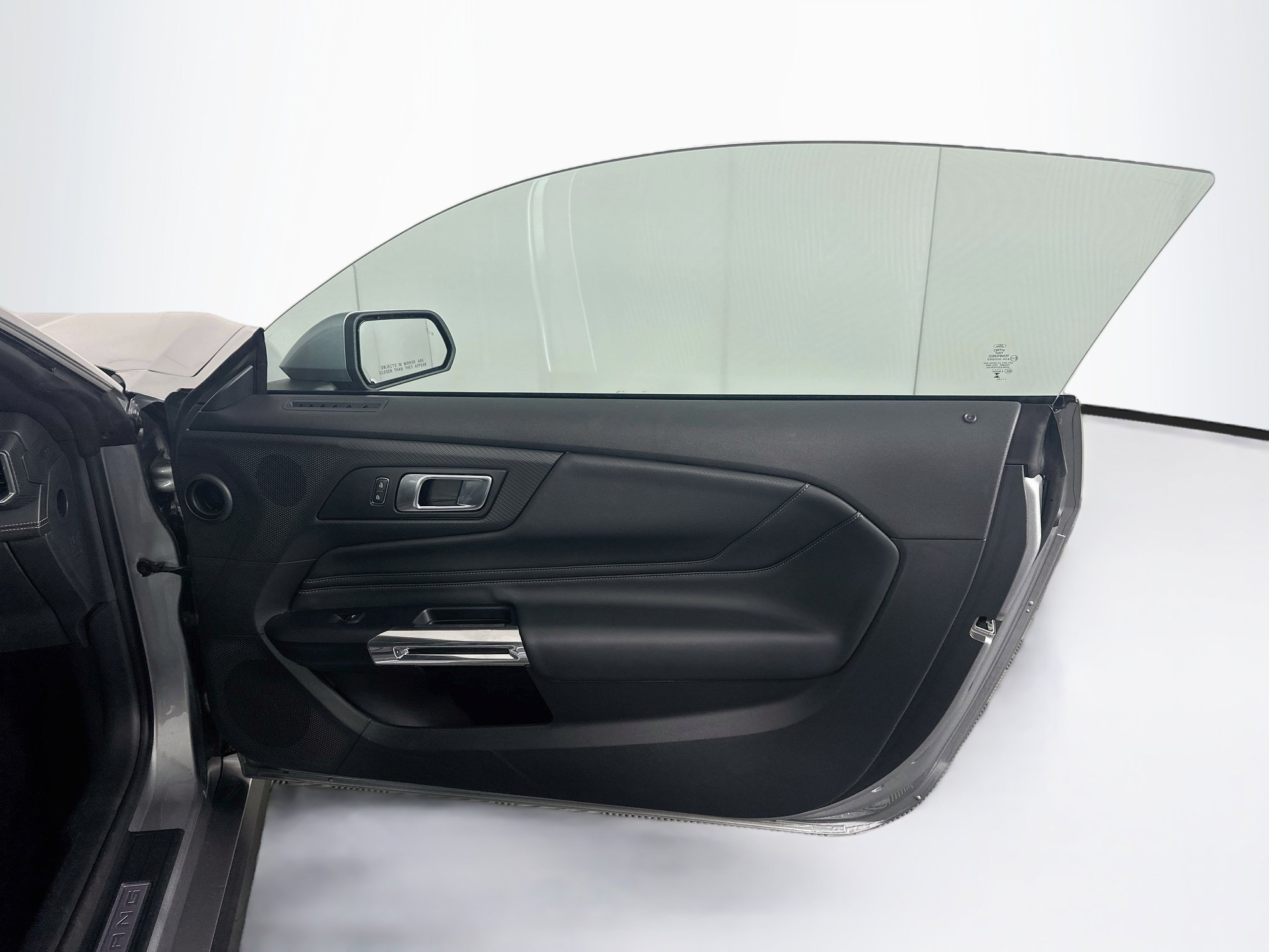 Used 2025 Ford Mustang Premium RWD image 28