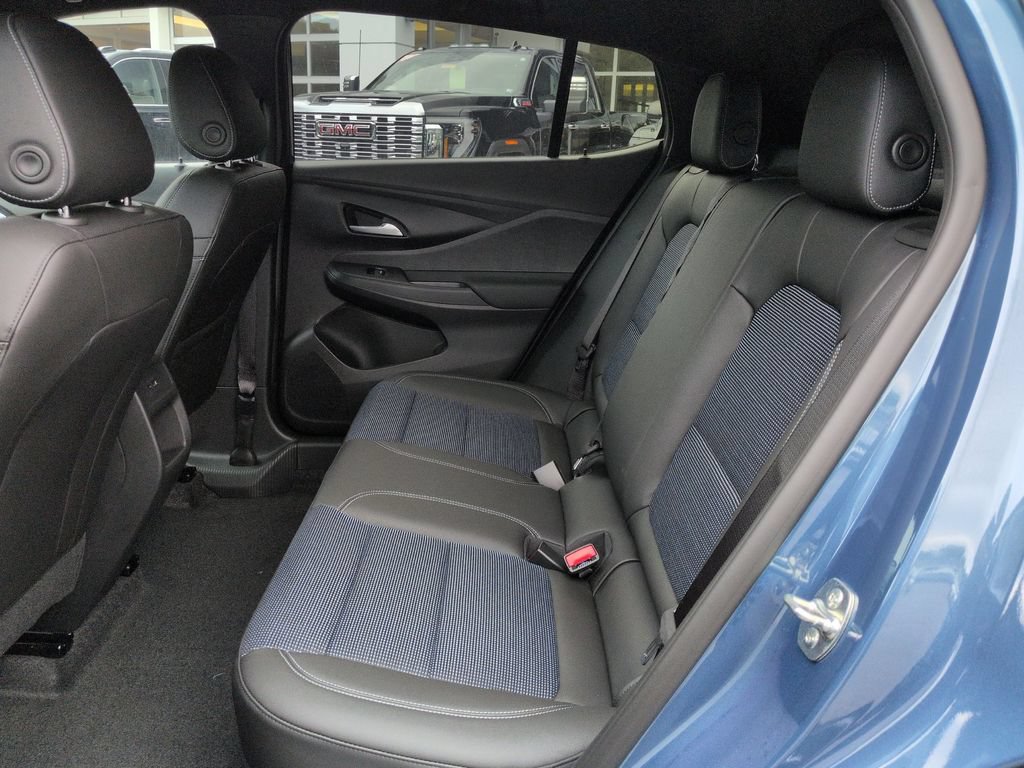 New 2026 Buick Envista Sport Touring w/ Convenience I Package FWD image 15