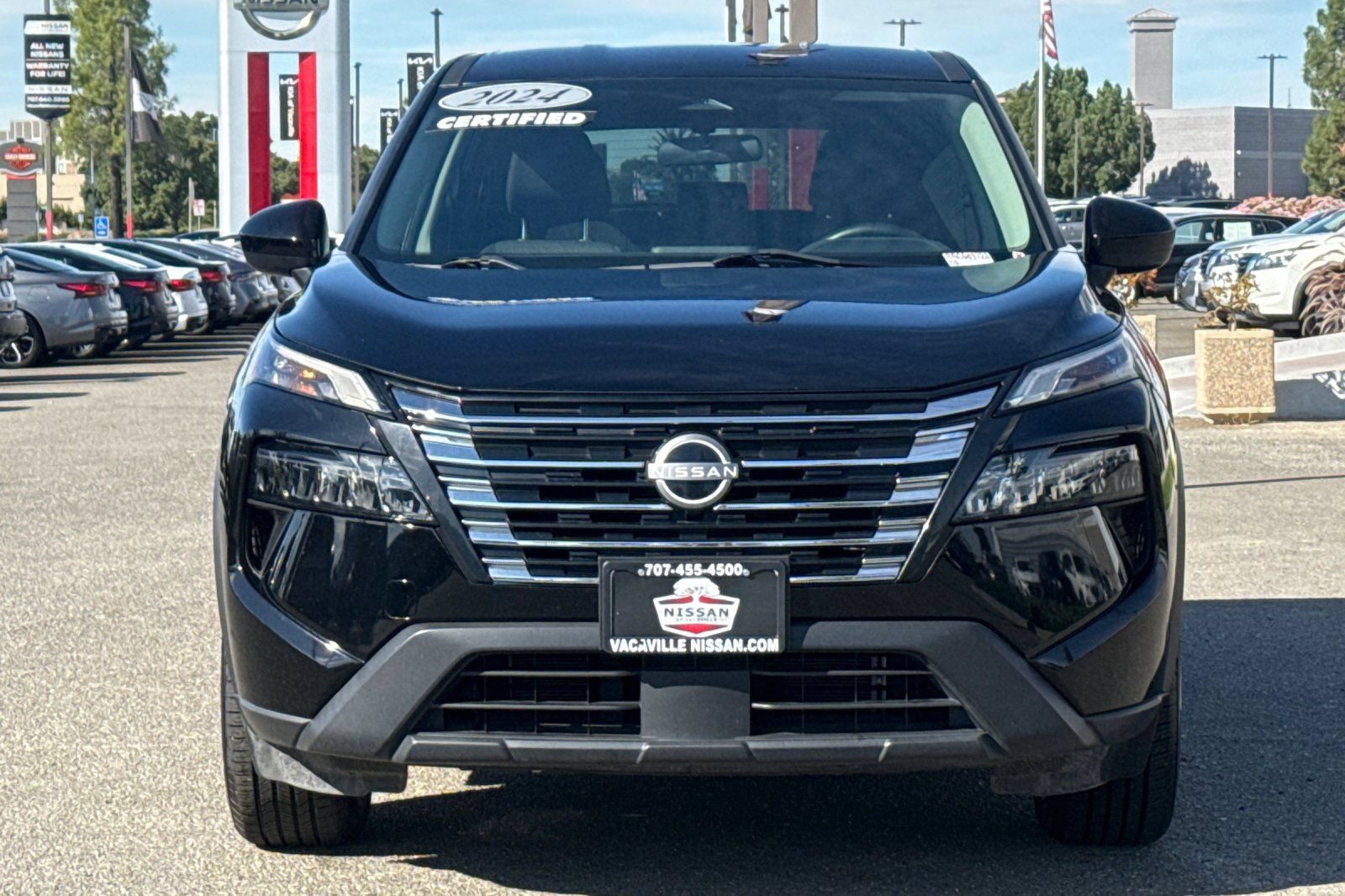 Used 2024 Nissan Rogue SV FWD image 11