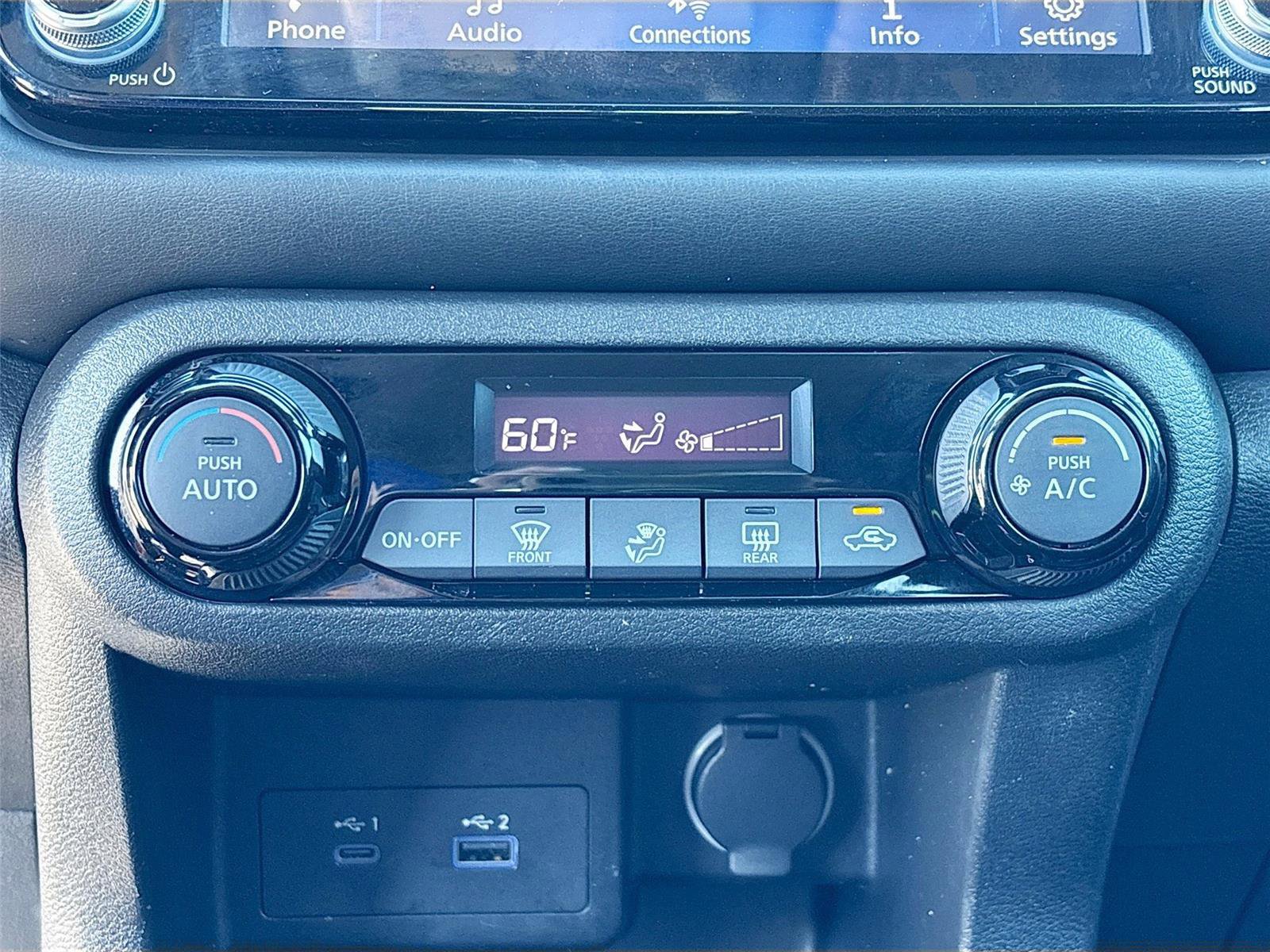 Used 2021 Nissan Kicks SR w/ Interior Electronics Package image 17